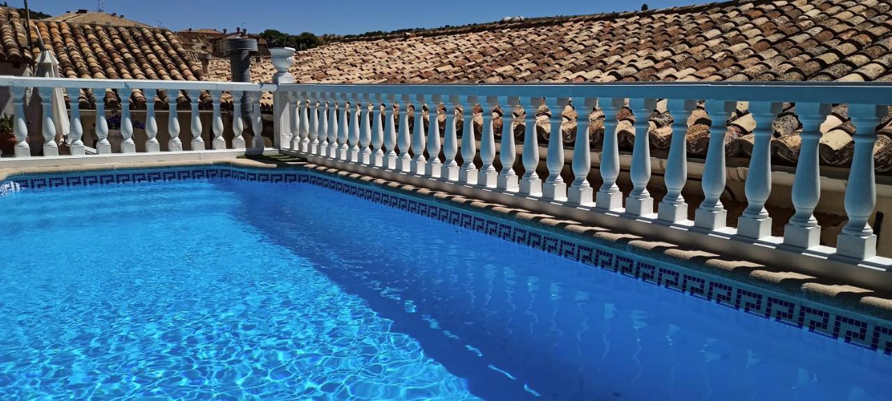 Hostal Rural Moratin Pastrana Esterno foto