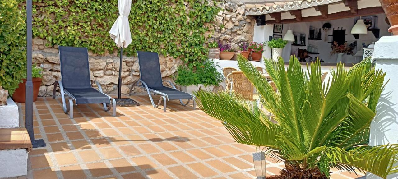 Hostal Rural Moratin Pastrana Esterno foto
